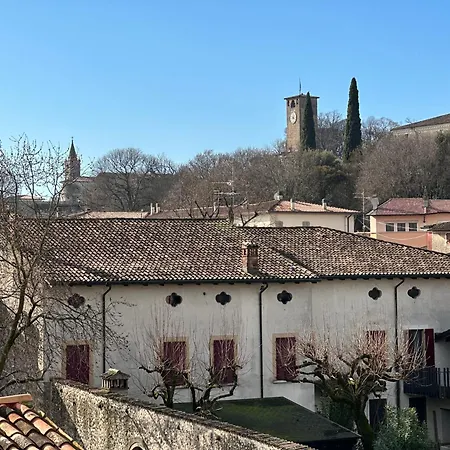Luxury Apartment Volta Mantovana